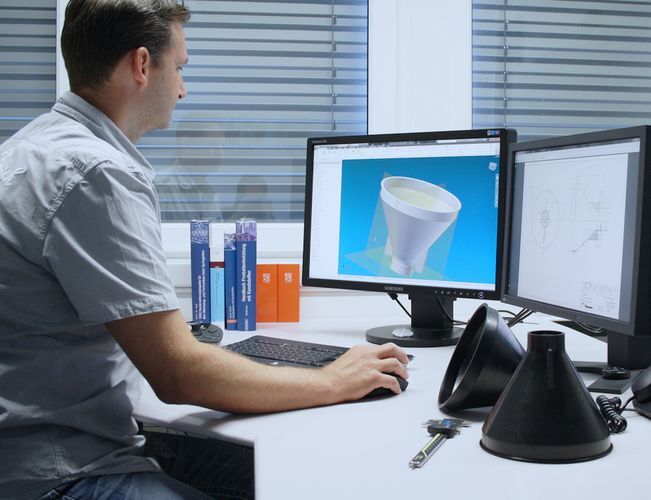 Einsatz von 3D CAD und Simulationen